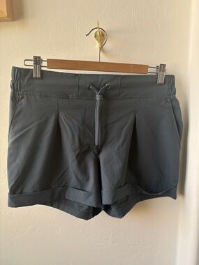 Mondetta Blue Gray Athletic Pleated Drawstring Shorts